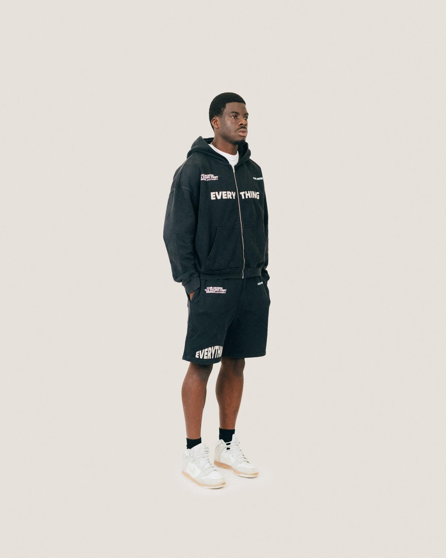 EVERYTHING Club Archives Shorts - Black